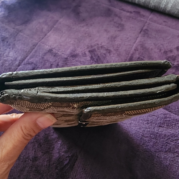 Gucci GG Monogram Womens Brown Canvas Long Bi-fold Wallet - Picture 6 of 16